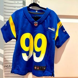 Kids LA Rams jersey size Small